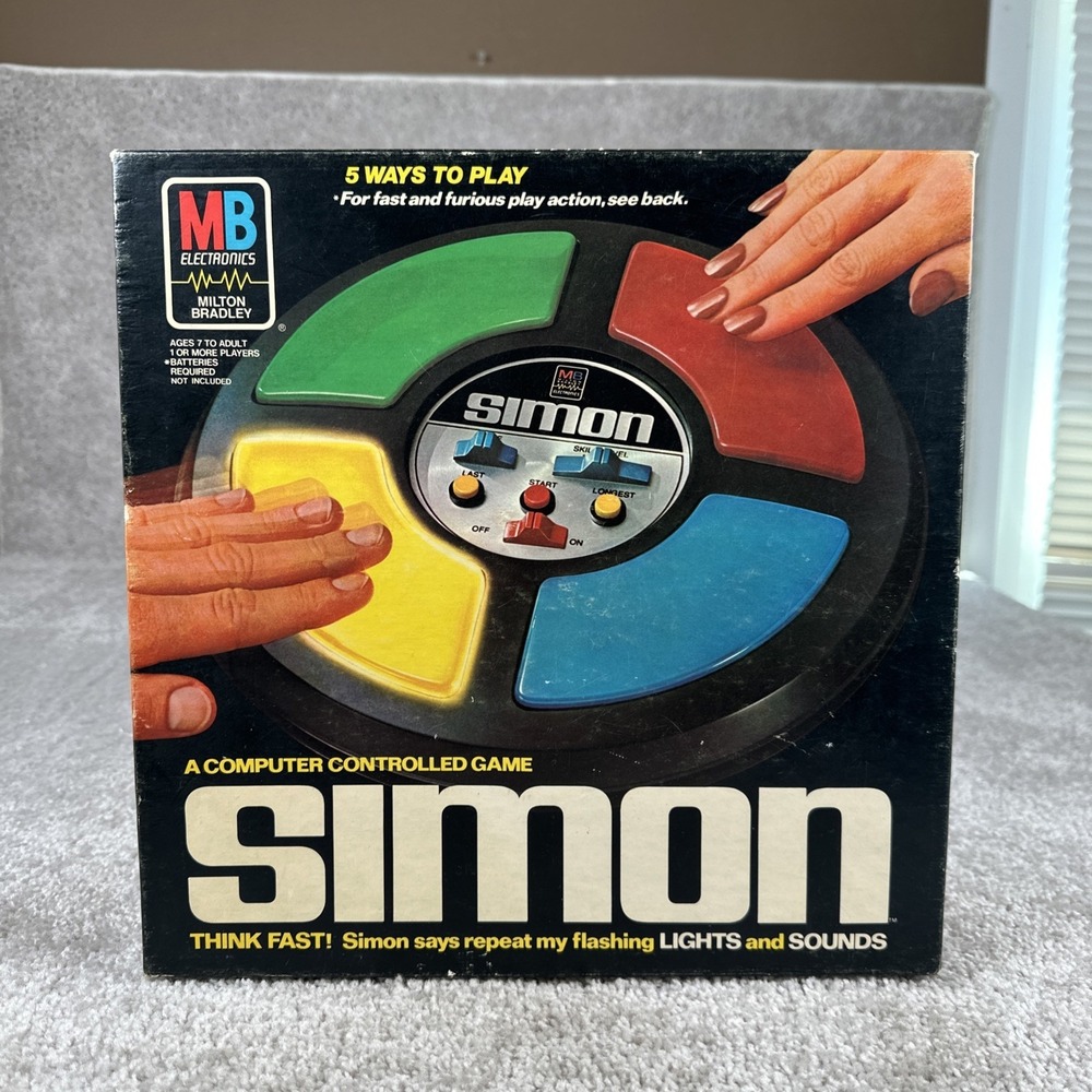 Vintage 1978 Simon Electronic Memory Game with Original Box - Milton Bradley